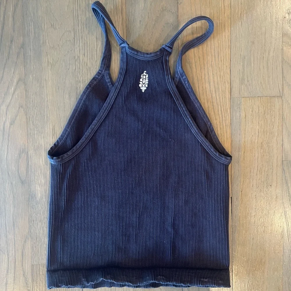 FP Movement M/L Happiness Runs Crop Tank - Picture 3 of 6